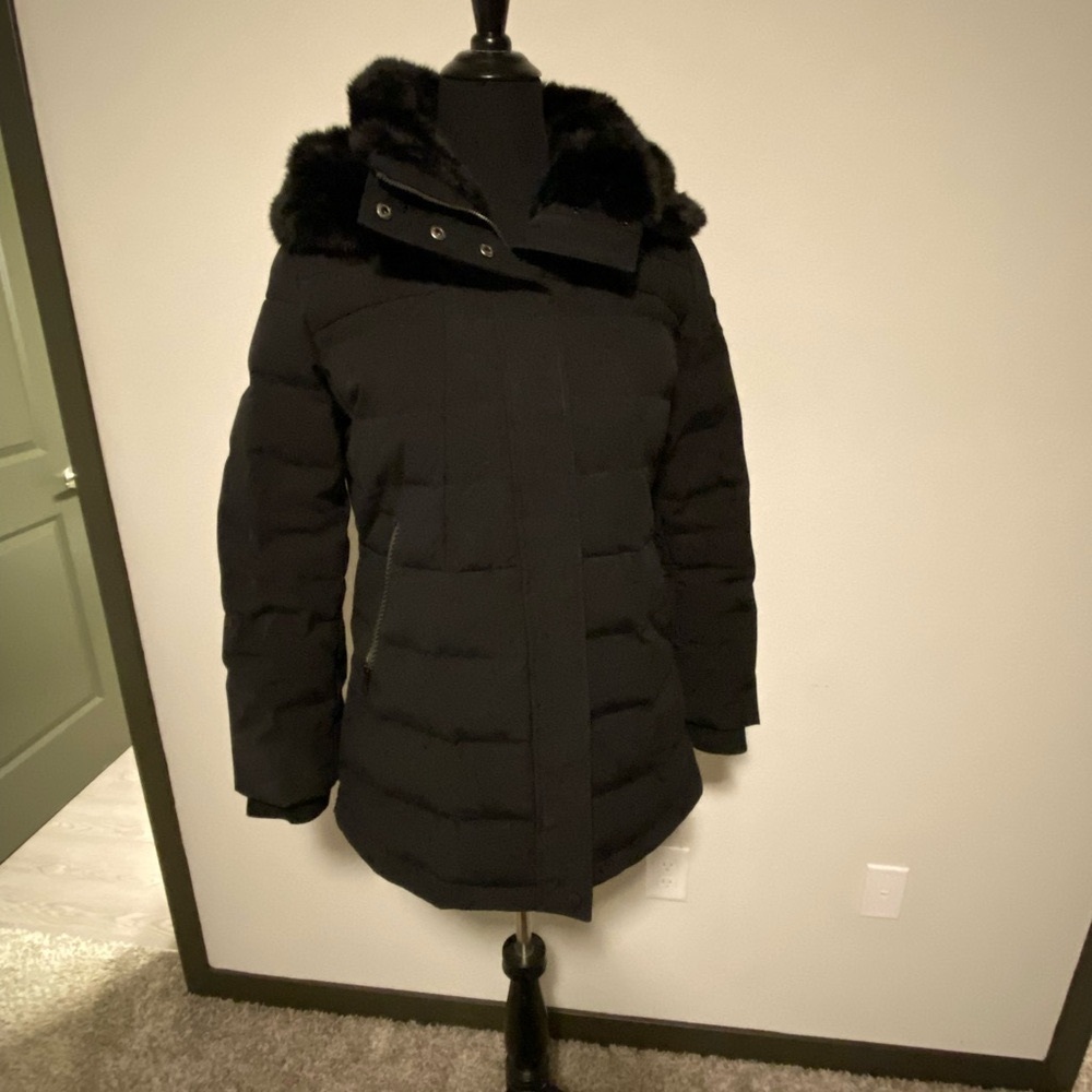Alpine North Winter Jacket - Womens Parka with removable Faux Fur hood - size L